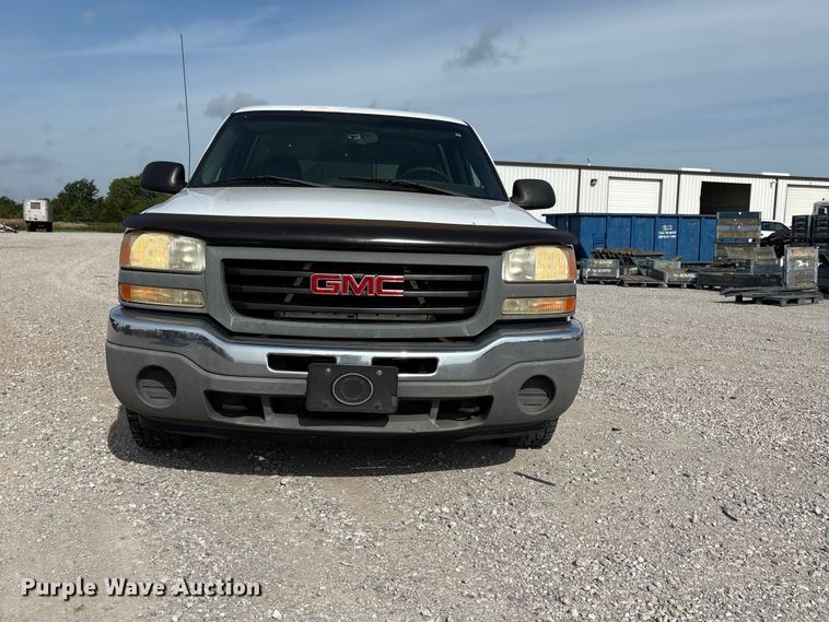 image for item EW0016 2006 GMC Sierra 1500 pickup truck