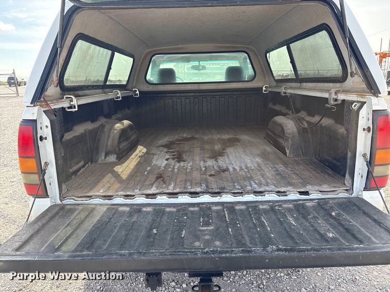 image for item EW0016 2006 GMC Sierra 1500 pickup truck