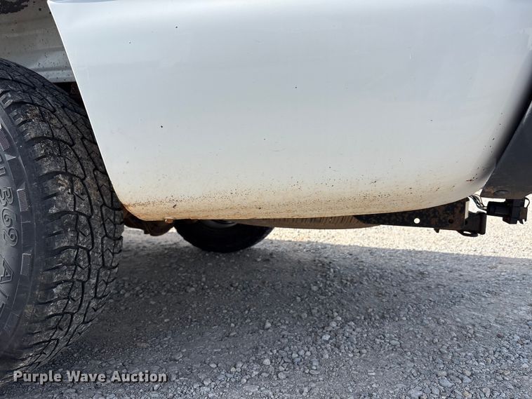 image for item EW0016 2006 GMC Sierra 1500 pickup truck