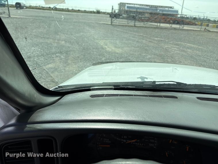 image for item EW0016 2006 GMC Sierra 1500 pickup truck