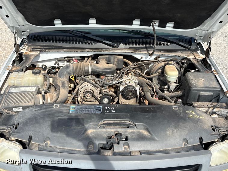 image for item EW0016 2006 GMC Sierra 1500 pickup truck