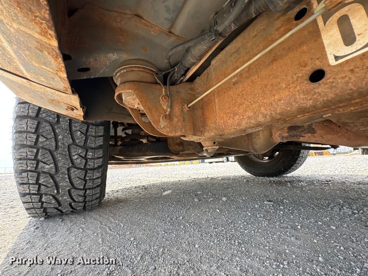 image for item EW0016 2006 GMC Sierra 1500 pickup truck