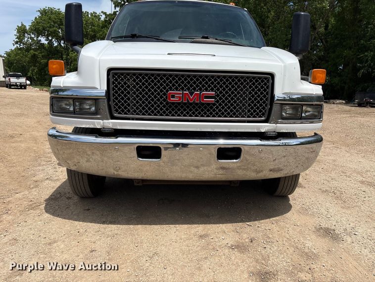 image for item EW0032 2007 GMC C4500 Crew Cab flatbed truck