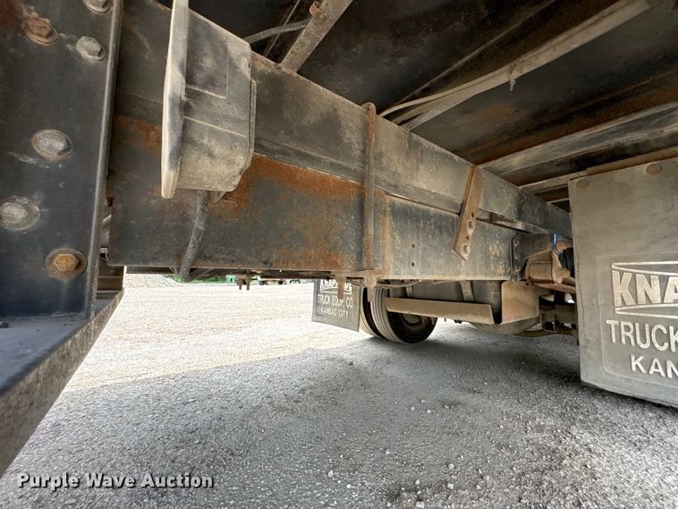 image for item EW0032 2007 GMC C4500 Crew Cab flatbed truck