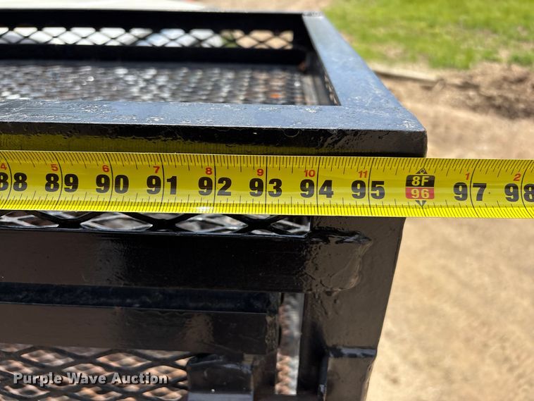 image for item EW0032 2007 GMC C4500 Crew Cab flatbed truck