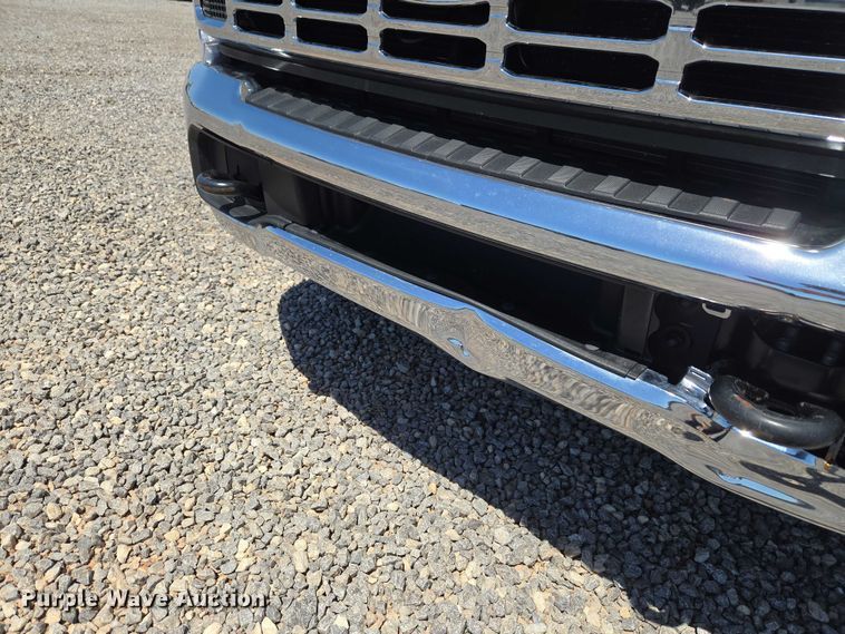 image for item EW0141 2023 Ford F350 Super Duty pickup truck cab and chassis