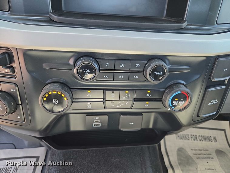 image for item EW0141 2023 Ford F350 Super Duty pickup truck cab and chassis