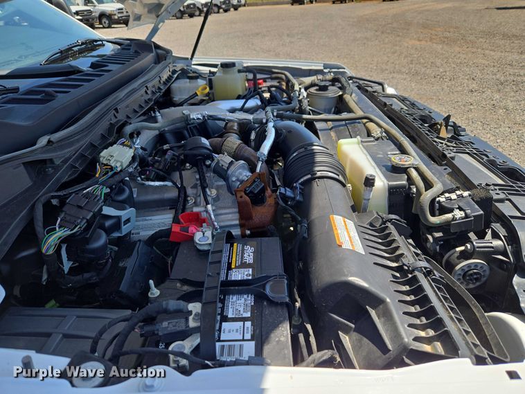 image for item EW0141 2023 Ford F350 Super Duty pickup truck cab and chassis