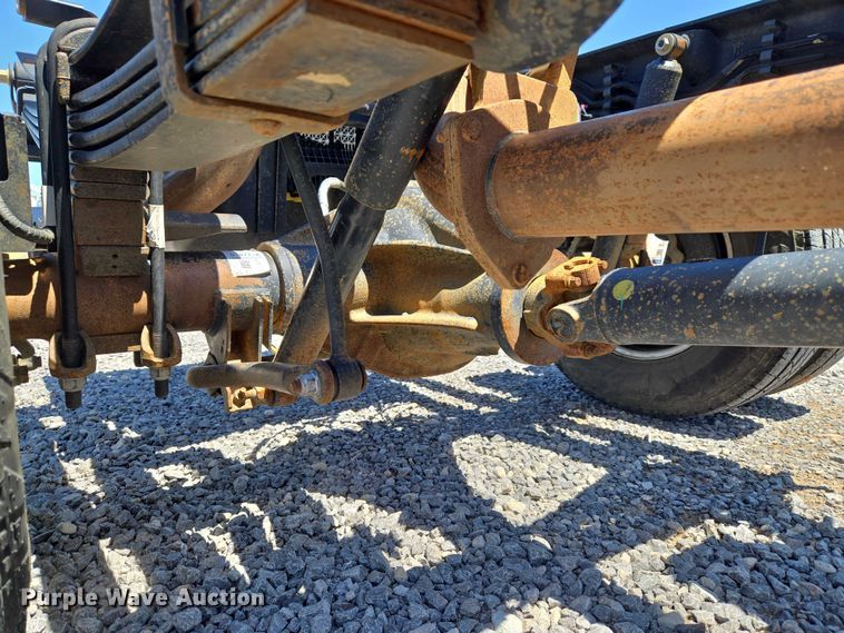 image for item EW0141 2023 Ford F350 Super Duty pickup truck cab and chassis