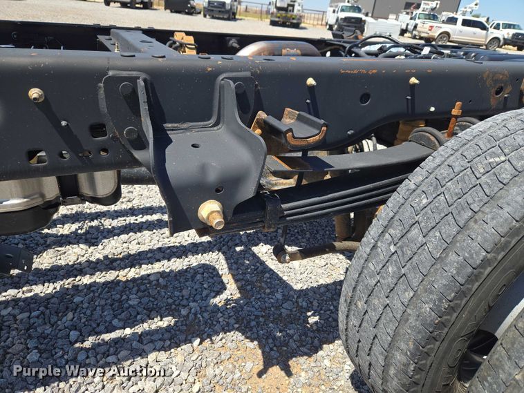 image for item EW0141 2023 Ford F350 Super Duty pickup truck cab and chassis