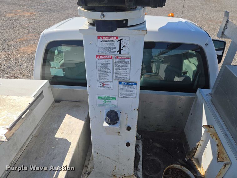 image for item EW0142 2012 Ford F450 Super Duty bucket truck