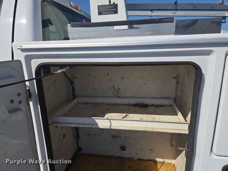 image for item EW0142 2012 Ford F450 Super Duty bucket truck