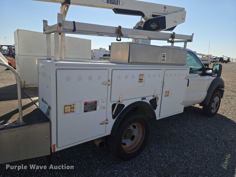image for item EW0142 2012 Ford F450 Super Duty bucket truck