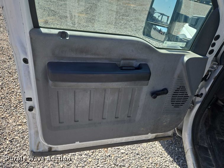image for item EW0142 2012 Ford F450 Super Duty bucket truck