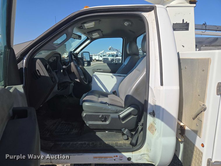 image for item EW0142 2012 Ford F450 Super Duty bucket truck