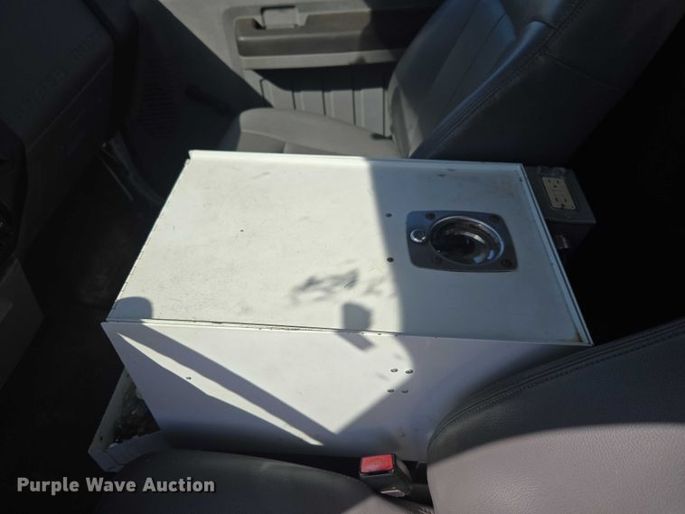 image for item EW0142 2012 Ford F450 Super Duty bucket truck