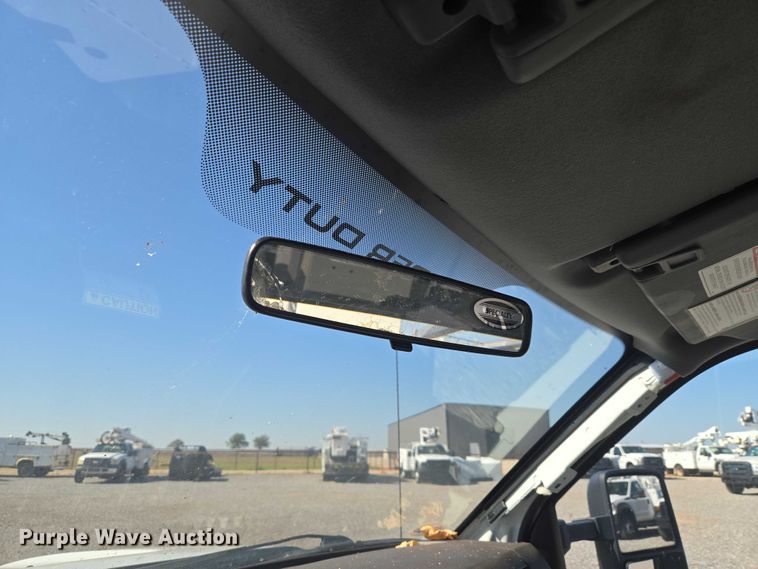 image for item EW0142 2012 Ford F450 Super Duty bucket truck