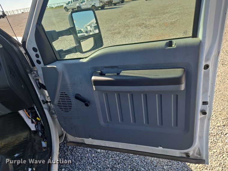 image for item EW0142 2012 Ford F450 Super Duty bucket truck