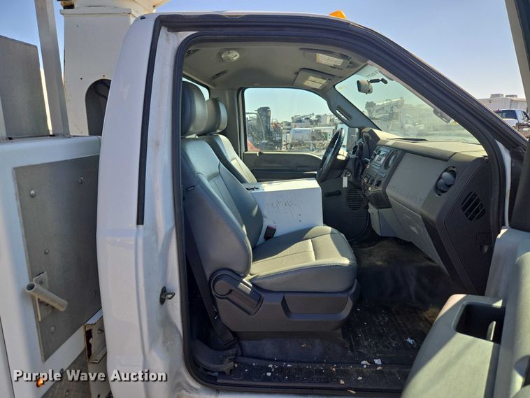 image for item EW0142 2012 Ford F450 Super Duty bucket truck