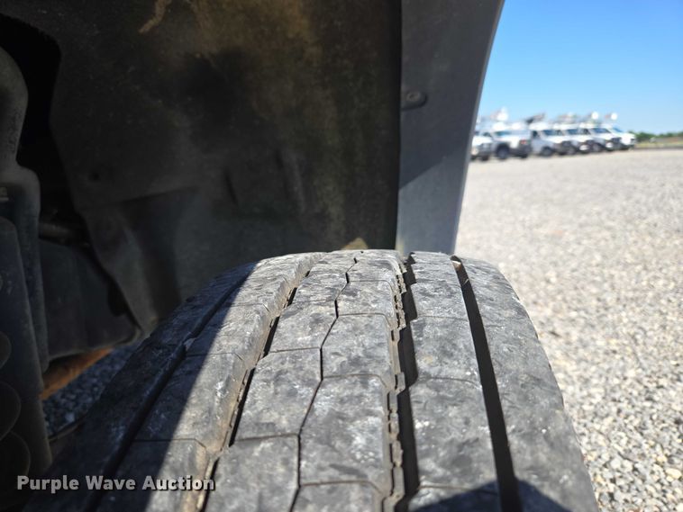 image for item EW0142 2012 Ford F450 Super Duty bucket truck