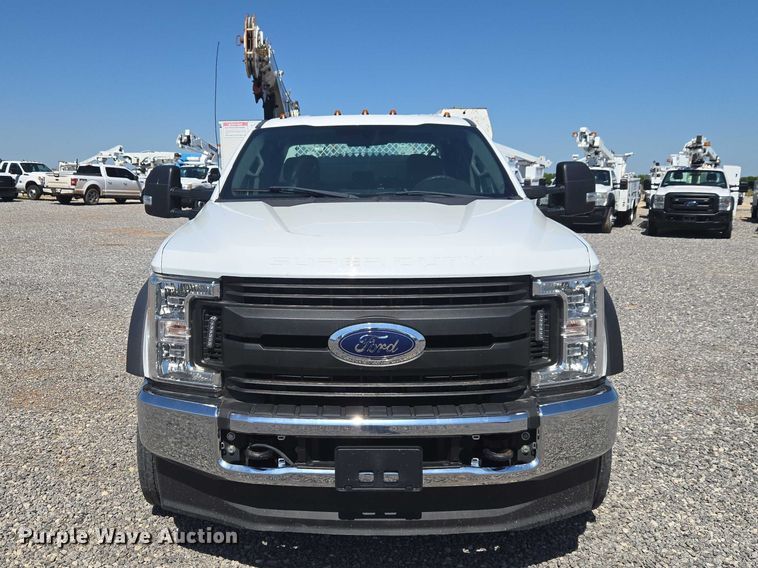 image for item EW0145 2017 Ford F550 Super Duty Ext. Cab utility / service truck