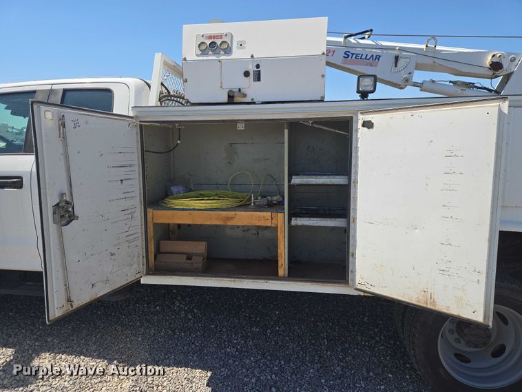 image for item EW0145 2017 Ford F550 Super Duty Ext. Cab utility / service truck