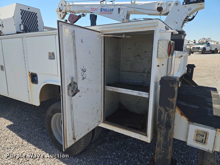 image for item EW0145 2017 Ford F550 Super Duty Ext. Cab utility / service truck