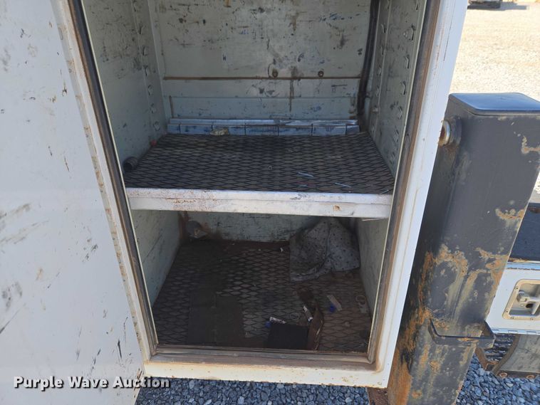 image for item EW0145 2017 Ford F550 Super Duty Ext. Cab utility / service truck