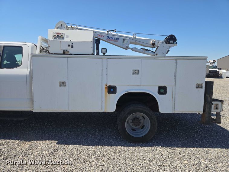 image for item EW0145 2017 Ford F550 Super Duty Ext. Cab utility / service truck