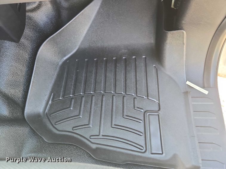 image for item EW0145 2017 Ford F550 Super Duty Ext. Cab utility / service truck