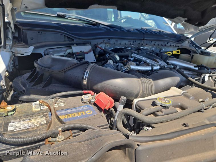 image for item EW0145 2017 Ford F550 Super Duty Ext. Cab utility / service truck
