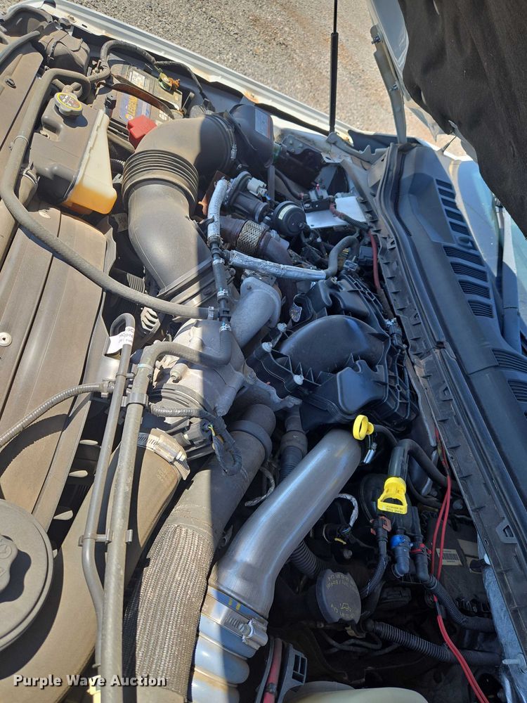 image for item EW0145 2017 Ford F550 Super Duty Ext. Cab utility / service truck