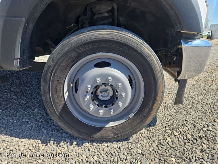 image for item EW0145 2017 Ford F550 Super Duty Ext. Cab utility / service truck