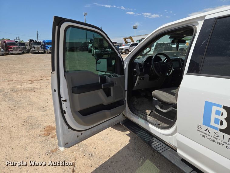 image for item EW0164 2018 Ford F150 XLT Crew Cab pickup truck