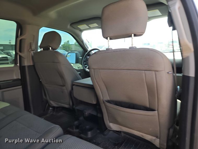 image for item EW0164 2018 Ford F150 XLT Crew Cab pickup truck