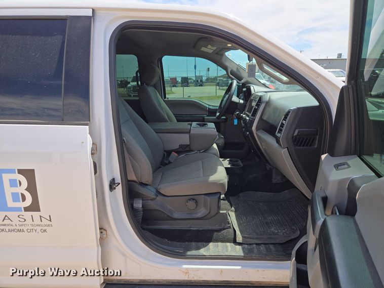 image for item EW0164 2018 Ford F150 XLT Crew Cab pickup truck