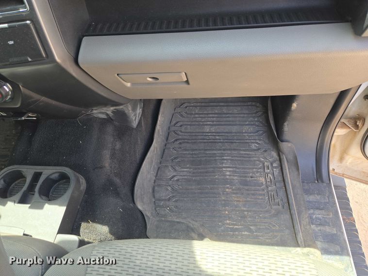 image for item EW0164 2018 Ford F150 XLT Crew Cab pickup truck