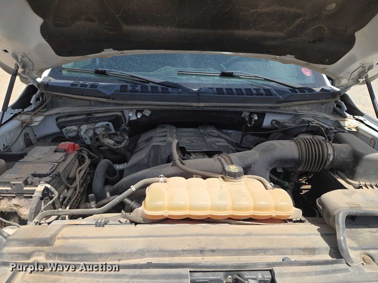 image for item EW0164 2018 Ford F150 XLT Crew Cab pickup truck