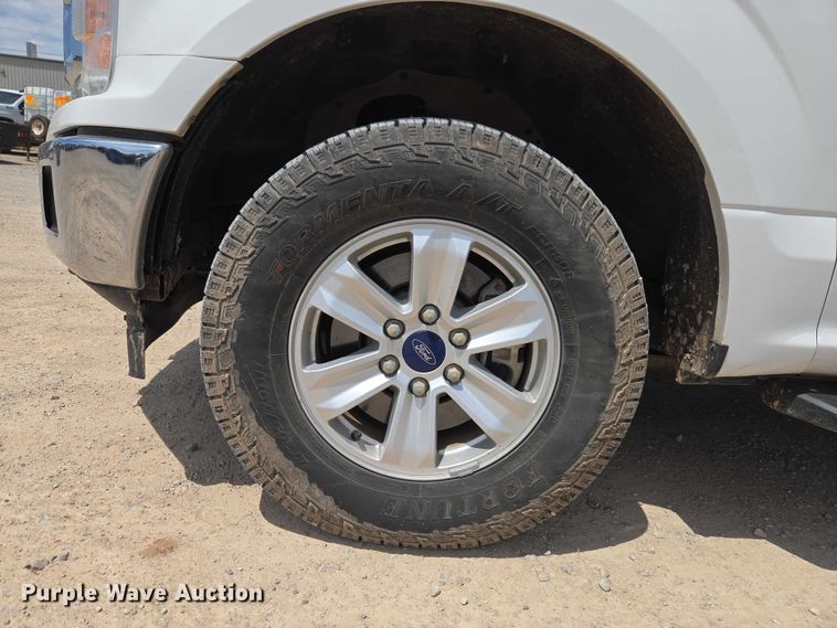 image for item EW0164 2018 Ford F150 XLT Crew Cab pickup truck