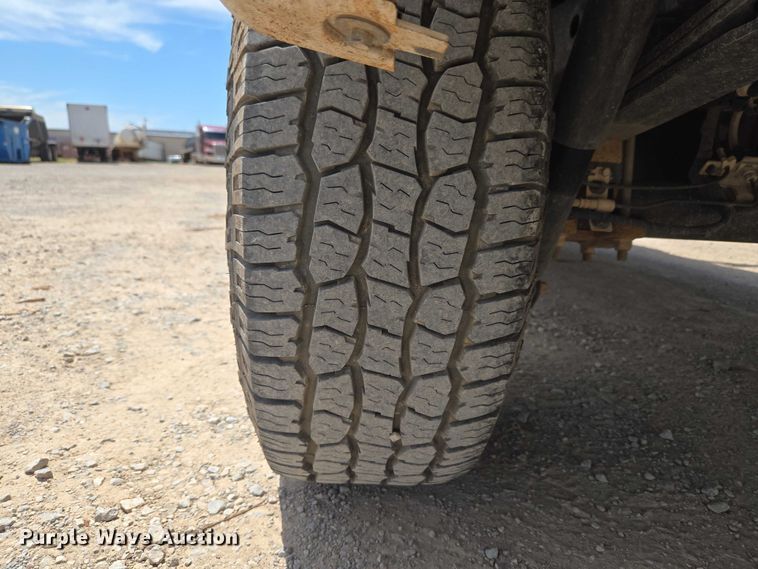 image for item EW0164 2018 Ford F150 XLT Crew Cab pickup truck