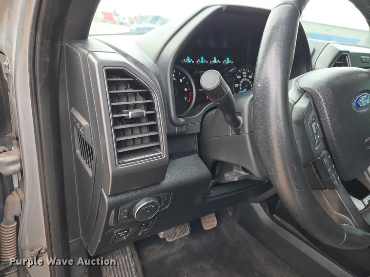 image for item EW0165 2020 Ford F150 XLT Crew Cab pickup truck