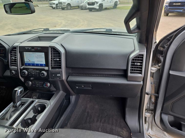 image for item EW0165 2020 Ford F150 XLT Crew Cab pickup truck