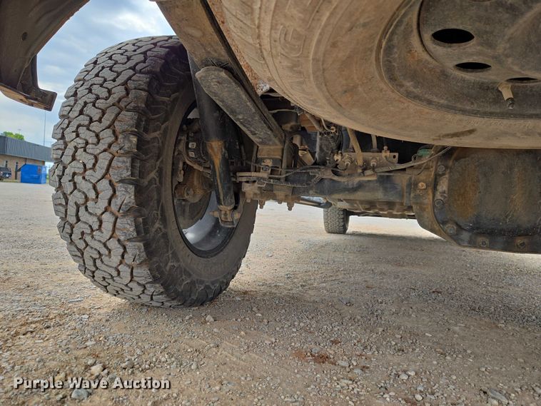 image for item EW0165 2020 Ford F150 XLT Crew Cab pickup truck
