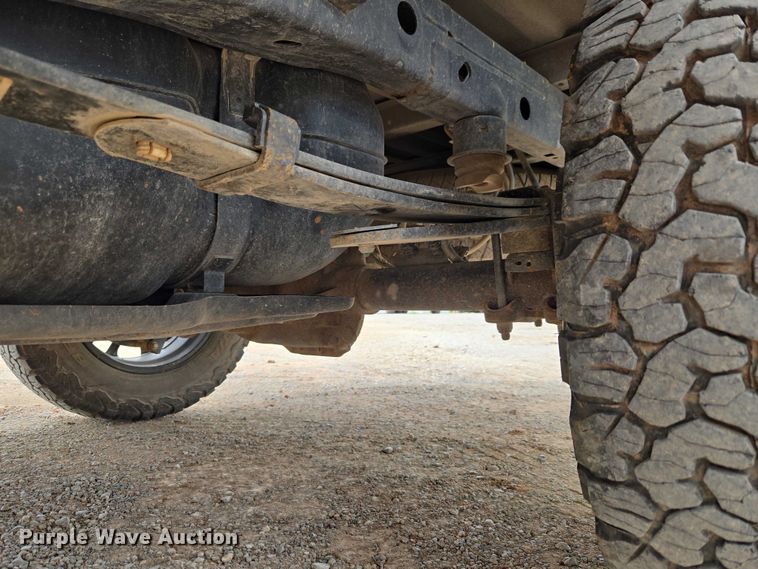 image for item EW0165 2020 Ford F150 XLT Crew Cab pickup truck