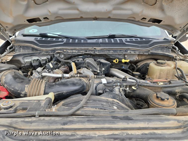image for item EW0166 2019 Ford F250 Super Duty XL Crew Cab pickup truck