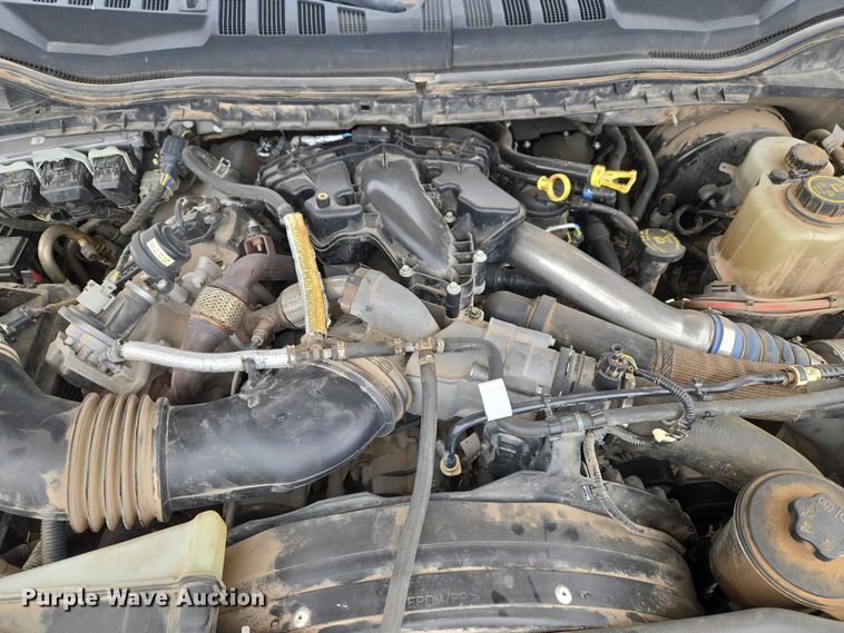 image for item EW0166 2019 Ford F250 Super Duty XL Crew Cab pickup truck