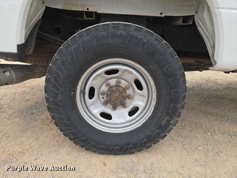 image for item EW0166 2019 Ford F250 Super Duty XL Crew Cab pickup truck
