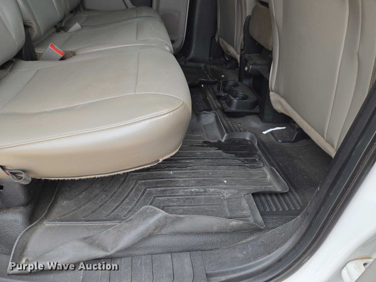 image for item EW0168 2019 Ford F250 Super Duty XL Crew Cab pickup truck