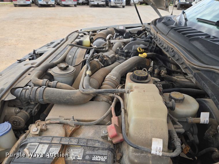 image for item EW0168 2019 Ford F250 Super Duty XL Crew Cab pickup truck