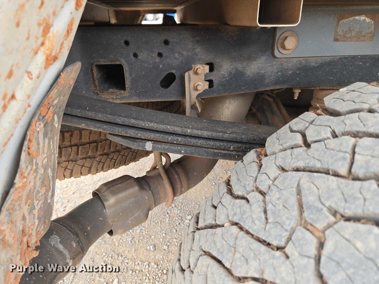 image for item EW0168 2019 Ford F250 Super Duty XL Crew Cab pickup truck